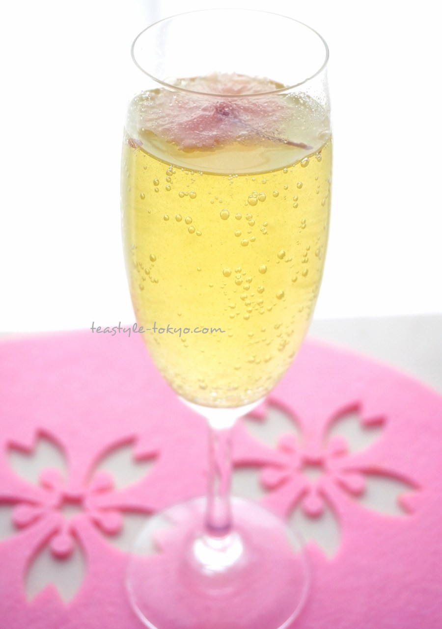 o1080153914381329090