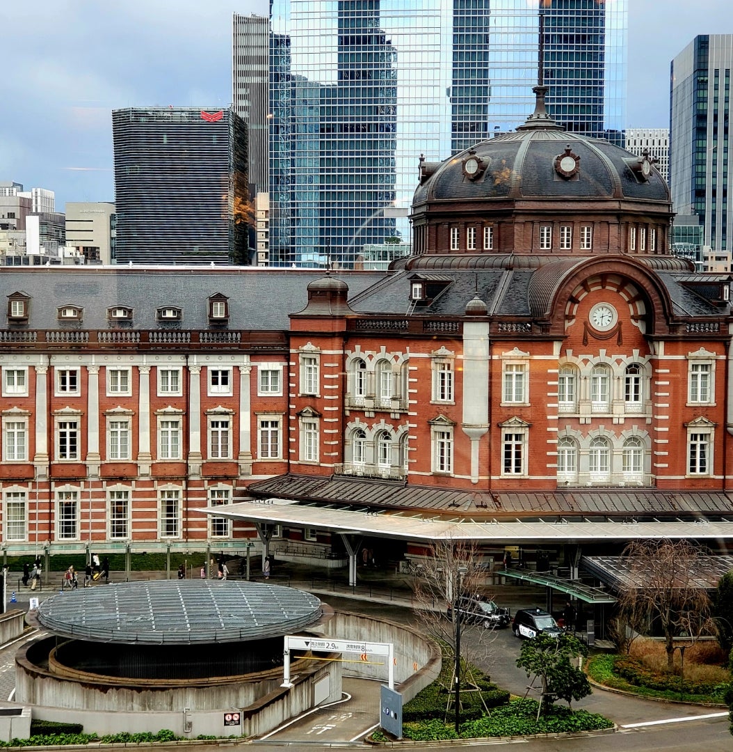 o1054108015415593318